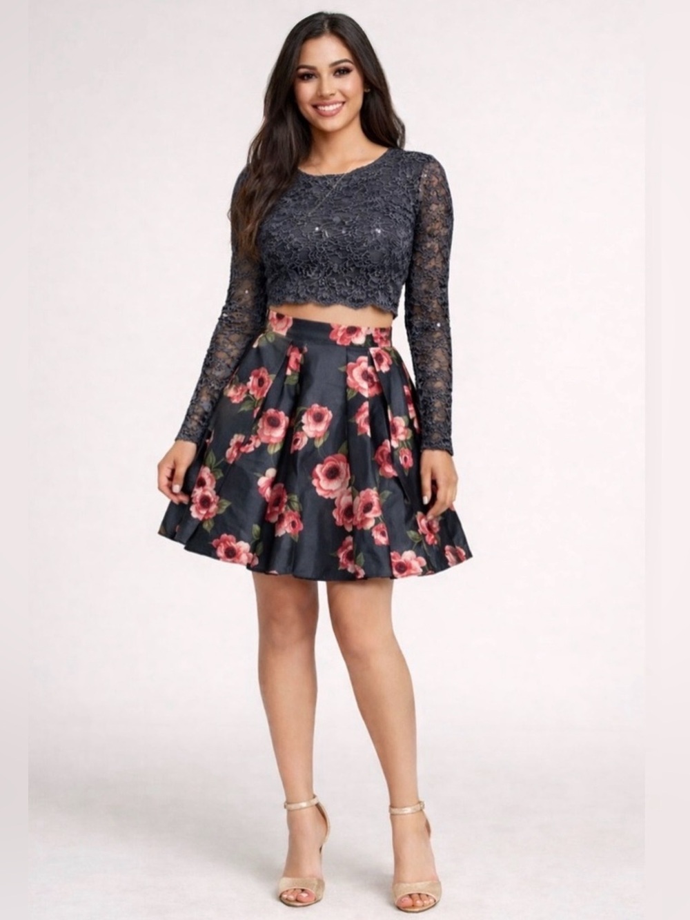 B. Darlin skirt and top sz 5/6 set juniors like new Med